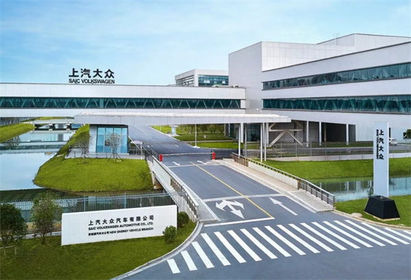 品牌丨合资品牌销冠续写传奇：开云电子大众以"油电并进"迎战2025