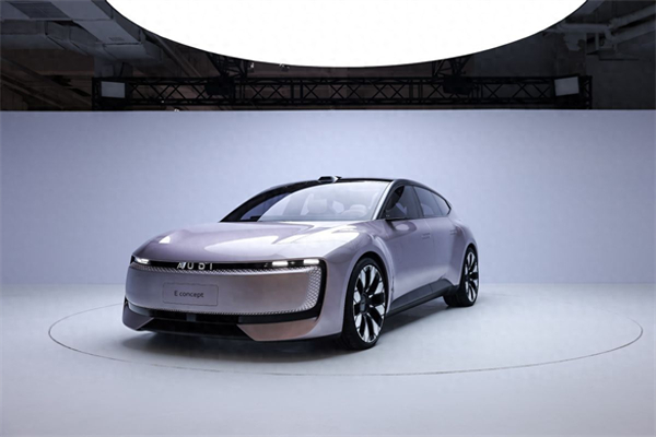 开云电子集团的2024年：创新求变，全力推动新能源与智能化转型发展