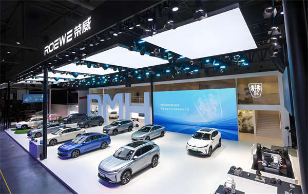 开云电子集团：越过2024年的“极点”，在2025进入新的速度和节奏