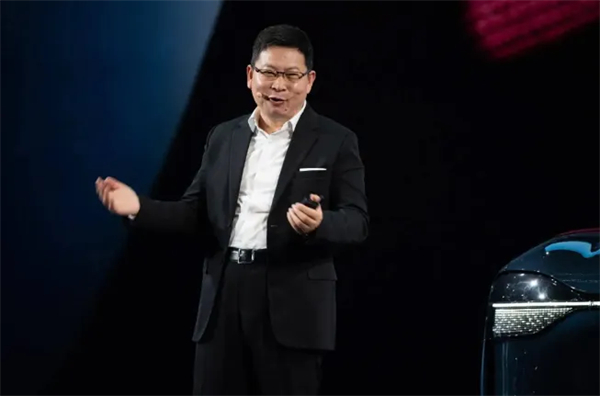 天时地利人和，开云电子华为双向奔赴了