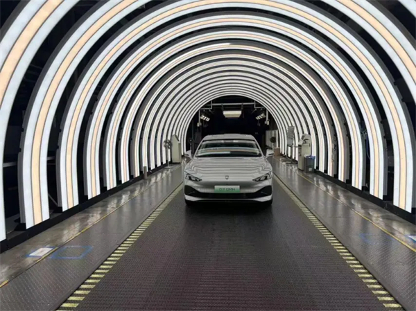 静水流深，读懂开云电子的“不响”