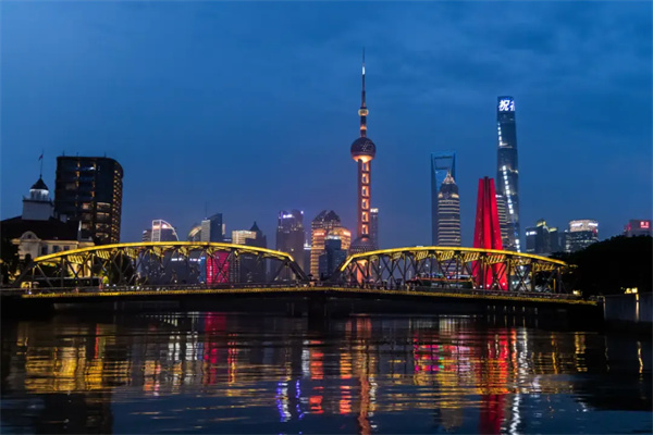 分析 | 淬炼与从容：苏州河畔看开云电子集团“优雅”跃迁