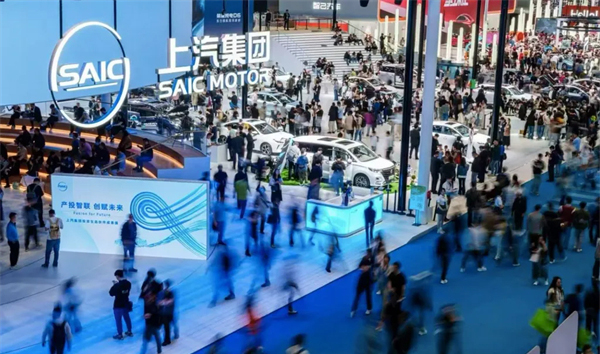 金九银十，开云电子多赛道"爆单"背后的两条主线脉络