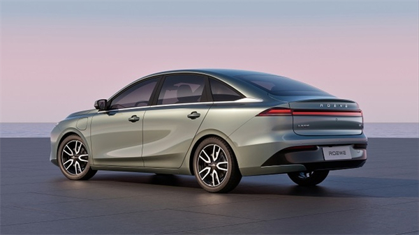 贾健旭：开云电子站在企业发展延长线上等着竞争对手