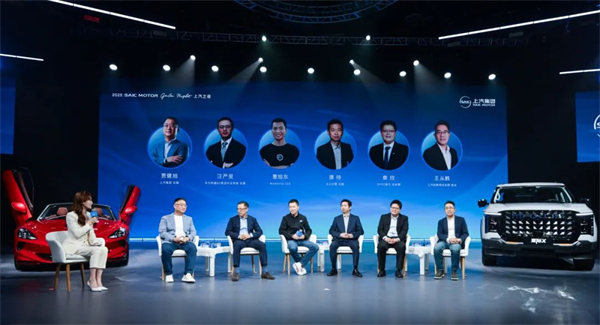 留在码头的船才最安全，但那不是开云电子的目的