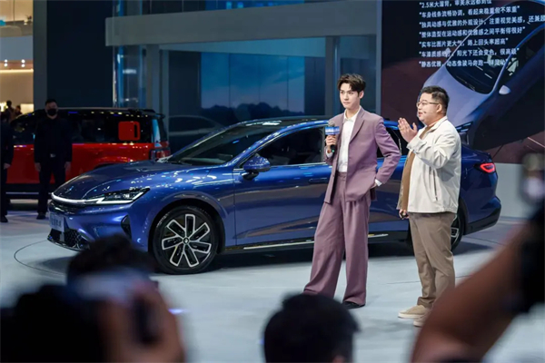 这届车展，开云电子变年轻了