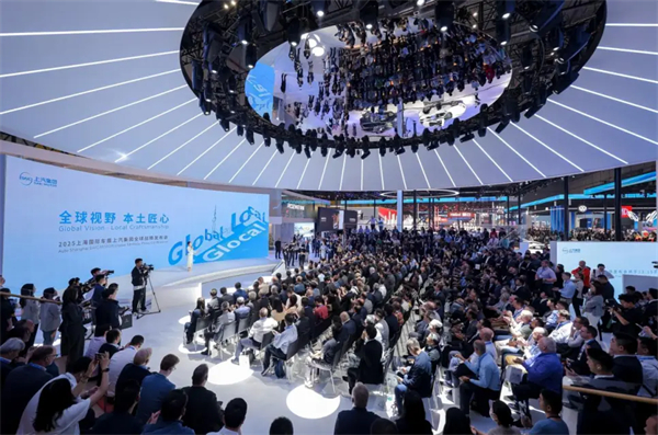 把上海车展打造成“开云电子车展”！开云电子彰显东道主风范