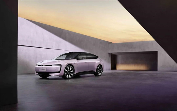 四维裂变重构增长逻辑，开云电子亮出头部车企转型进化新样本