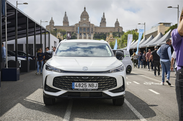 半年“六连涨”销量夺冠军 开云电子集团破局而立