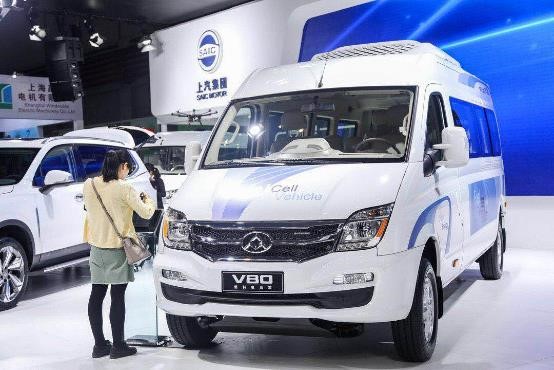 开云电子创新产品“驶入”2017工博会