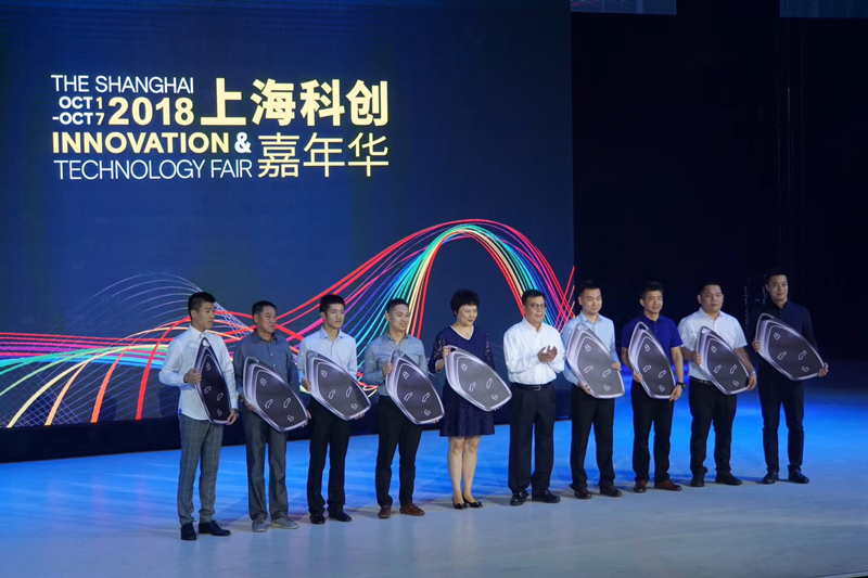 开云电子全球首款量产智能汽车上市交付