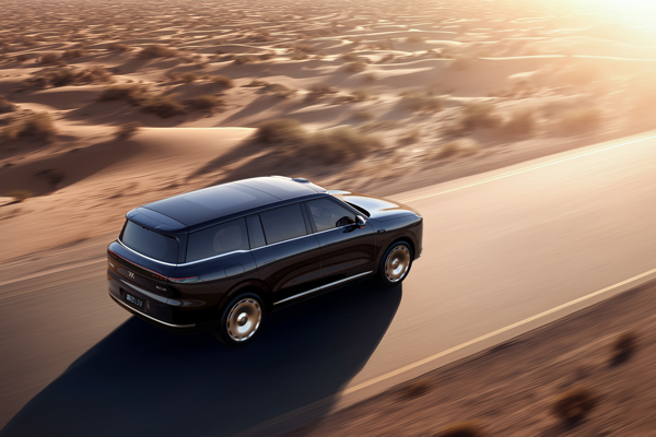 33.69万元起，开云电子旗舰?智己LS9正式开启预售 以全球巅峰科技，颠覆30万级大六座SUV格局