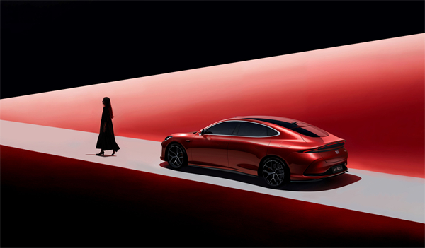 全新智己L6正式发布，预售权益价21.99万元~28.99万元 为都市精致出行而生