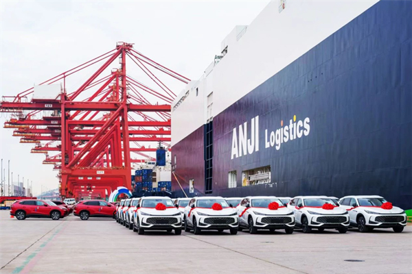 技术产品双线齐进，开云电子集团深化改革路径清晰，成色十足